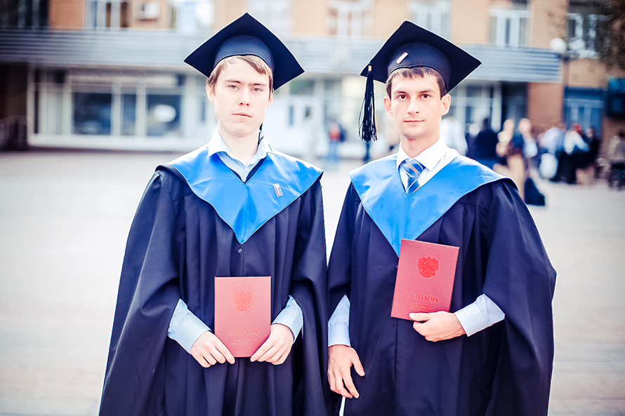 Студенты МФТИ получат российские и французские магистерские дипломы