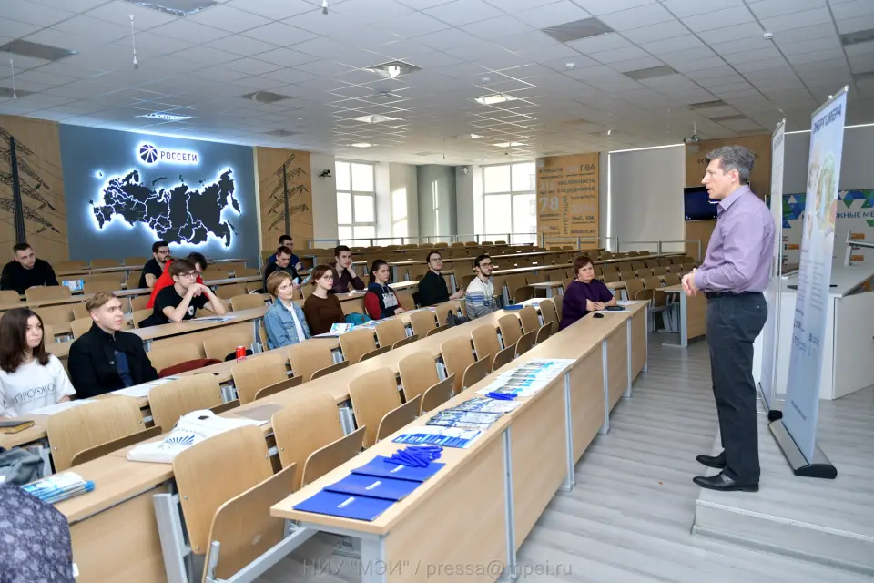 梅伊国立研究大学