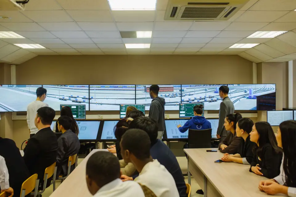 俄罗斯交通大学