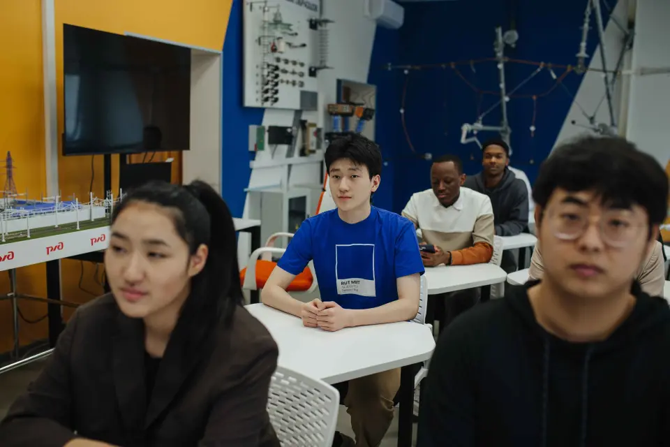 俄罗斯交通大学