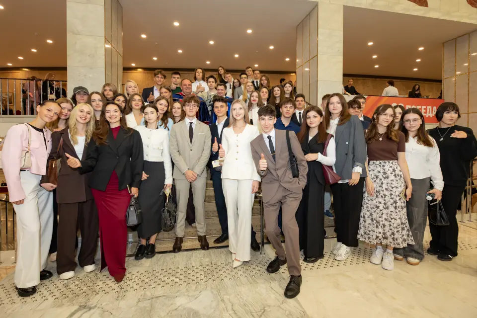 Rusya Federasyonu Hükümeti Finans Üniversitesi