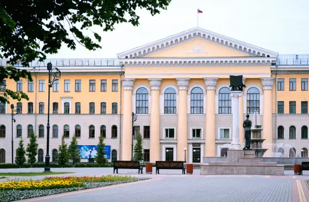 टोमस्क स्टेट यूनिवर्सिटी ऑफ कंट्रोल सिस्टम एंड रेडियो इलेक्ट्रॉनिक्स