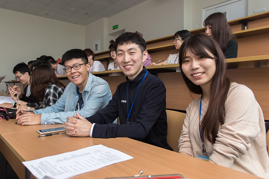 超过500名外国人将在远东联邦大学学习俄语